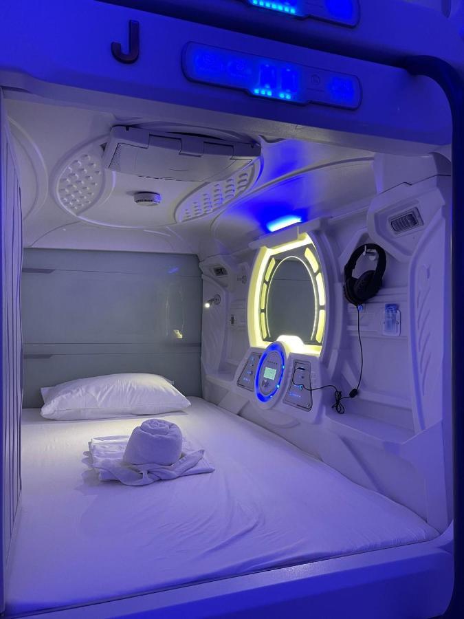 Bmax Spacepods Lapu-Lapu City Zewnętrze zdjęcie