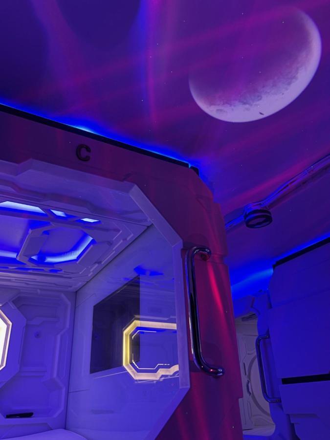 Bmax Spacepods Lapu-Lapu City Zewnętrze zdjęcie